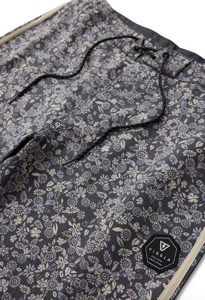 Sungarden 17.5" Boardshort - Dusty Lilac