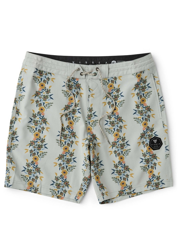 Voodoo Vines 17.5" Boardshort - Bone