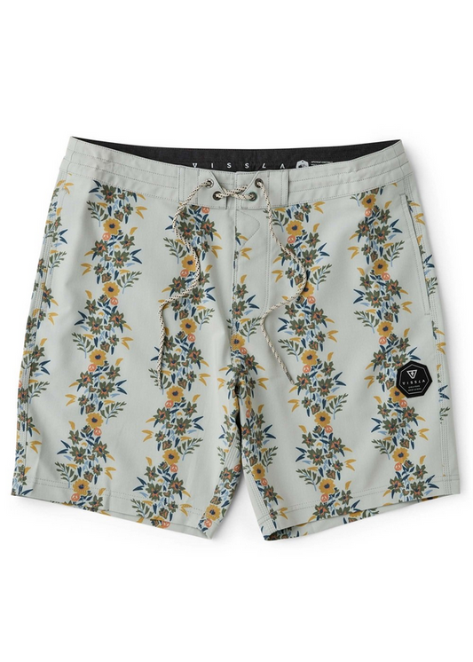 Voodoo Vines 17.5" Boardshort - Bone